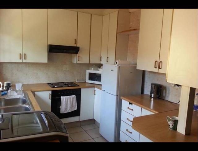 3 BEDROOM TOWNHOUSE FOR SALE IN NEW REDRUTH